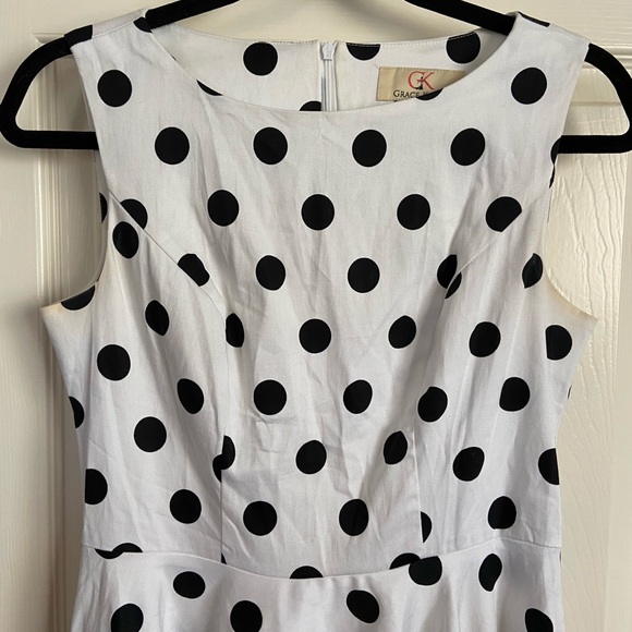 🎉 2/$20 🎉 BNWOT - polka dot swing dress - Picture 3 of 6